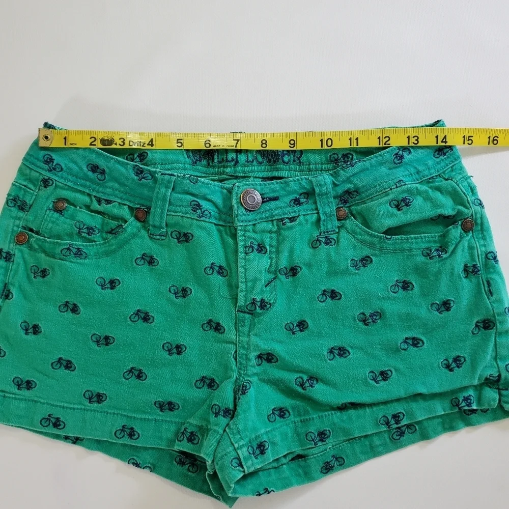 2332 * Wallflower Embroidered Bicycle Print Shorts Green Navy Blue Size 7